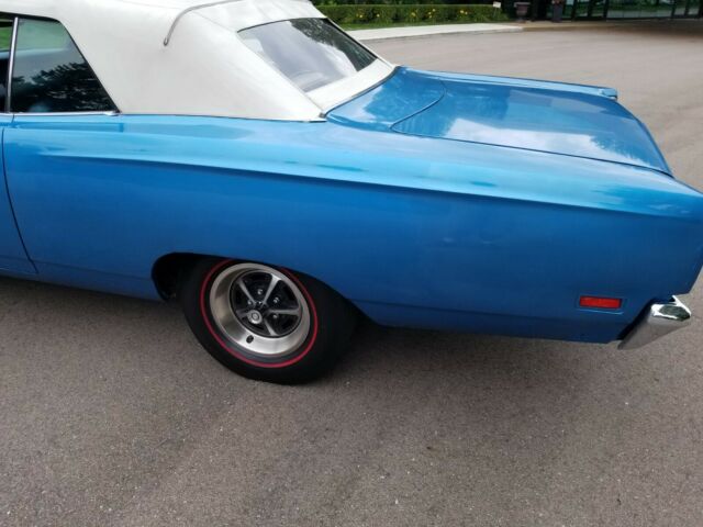 Plymouth Road Runner 1969 image number 33