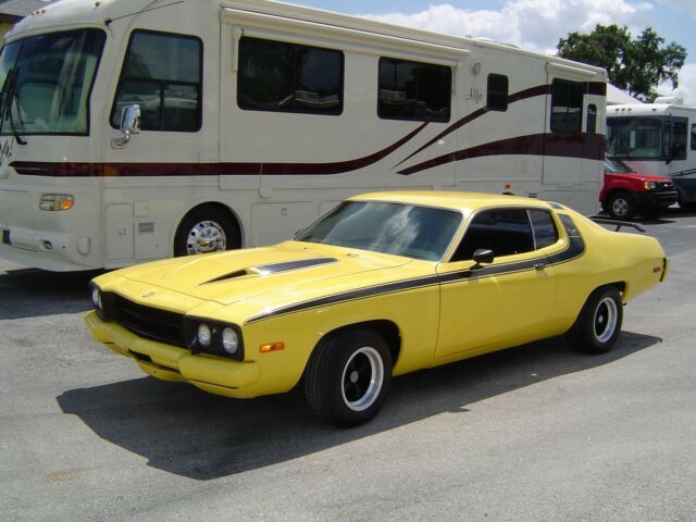 Plymouth Road Runner 1974 image number 0