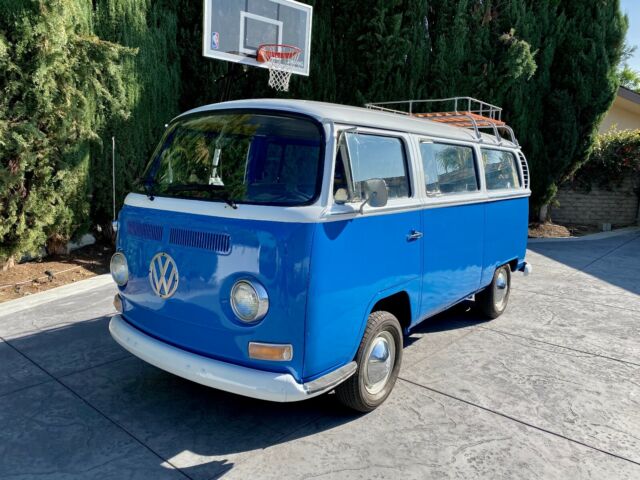 Volkswagen Bus/Vanagon 1969 image number 1