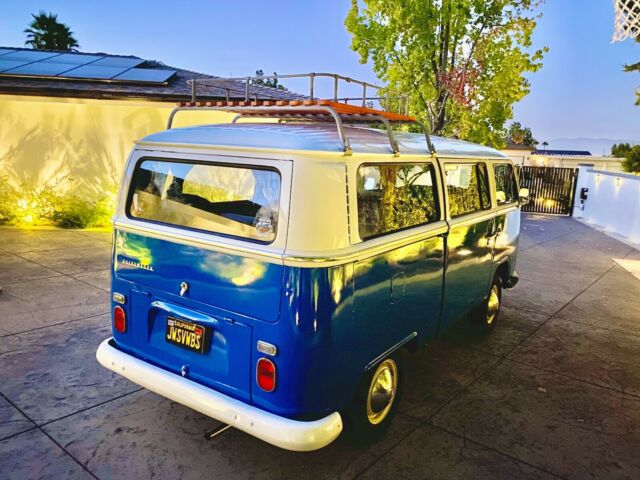 Volkswagen Bus/Vanagon 1969 image number 15