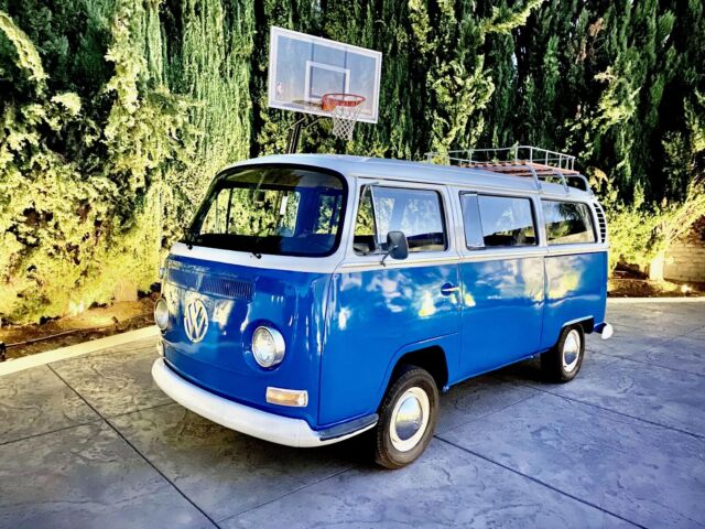 Volkswagen Bus/Vanagon 1969 image number 30