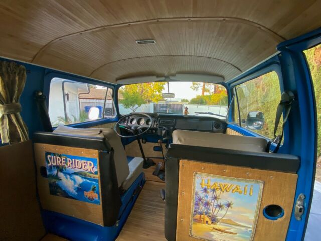 Volkswagen Bus/Vanagon 1969 image number 8