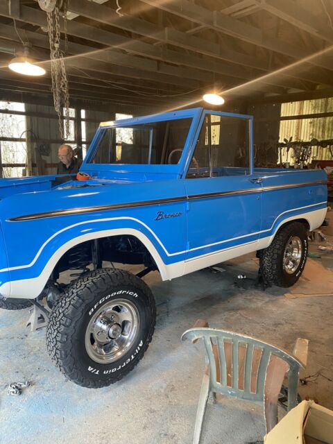 Ford Bronco 1974 image number 12