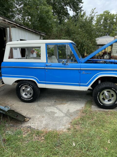 Ford Bronco 1974 image number 38