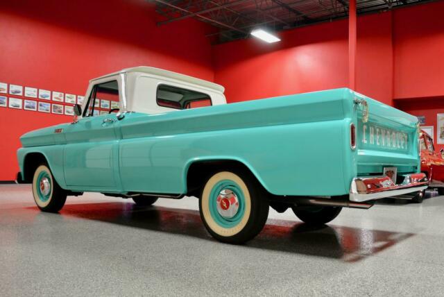 Chevrolet C-10 1965 image number 16