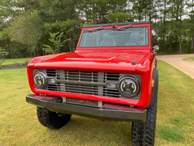 Ford Bronco 1966 image number 28