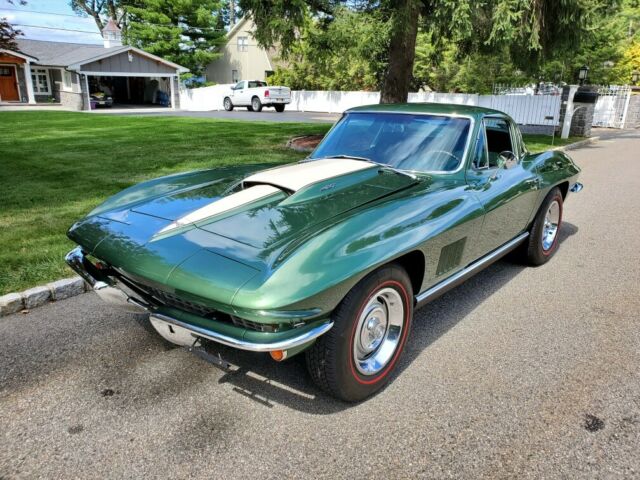 Chevrolet Corvette 1967 image number 0