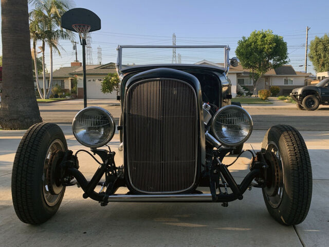 Ford Outlaw 1932 image number 24