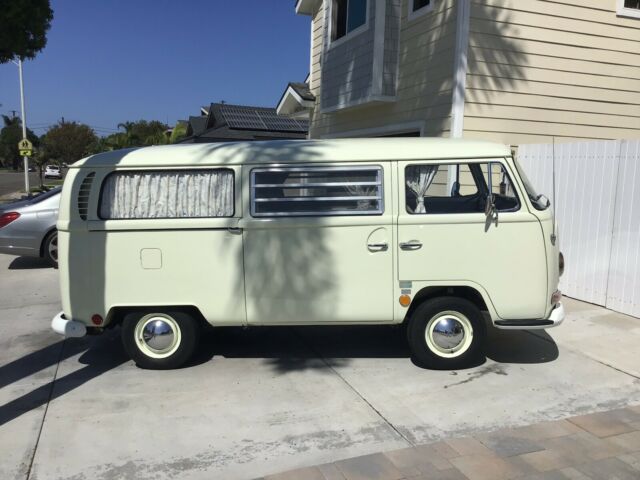 Volkswagen camper 1969 image number 1