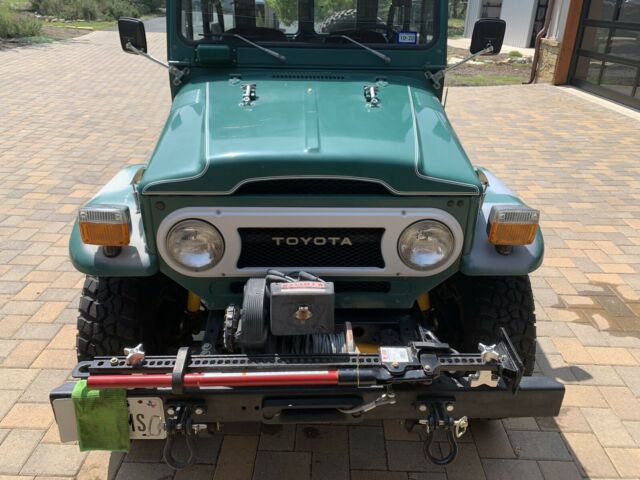 Toyota Land Cruiser 40 1976 image number 27