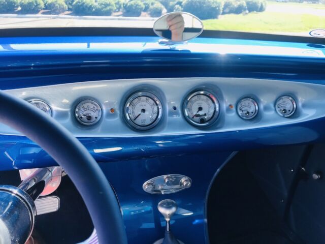 Ford 3 WINDOW PICKUP STREETROD 1937 image number 47