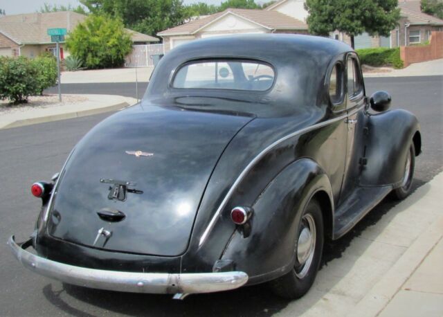 Dodge D5 Business Coupe 1937 image number 1