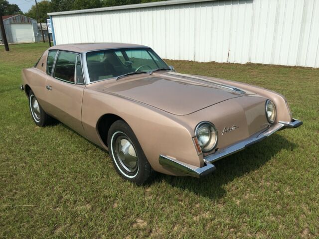 Studebaker Avanti 1963 image number 0