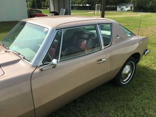 Studebaker Avanti 1963 image number 36