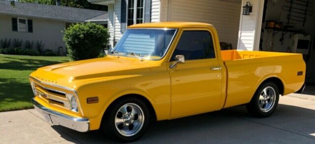 Chevrolet C-10 1968 image number 20