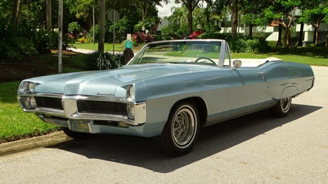 Pontiac Bonneville 1967 image number 30