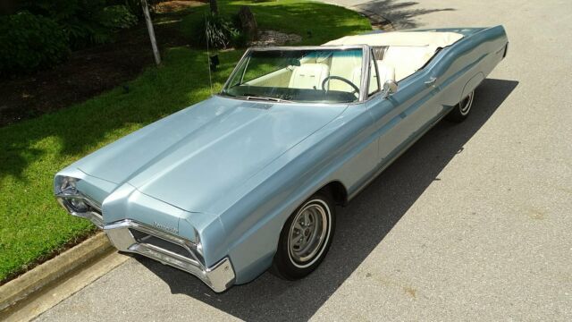 Pontiac Bonneville 1967 image number 31