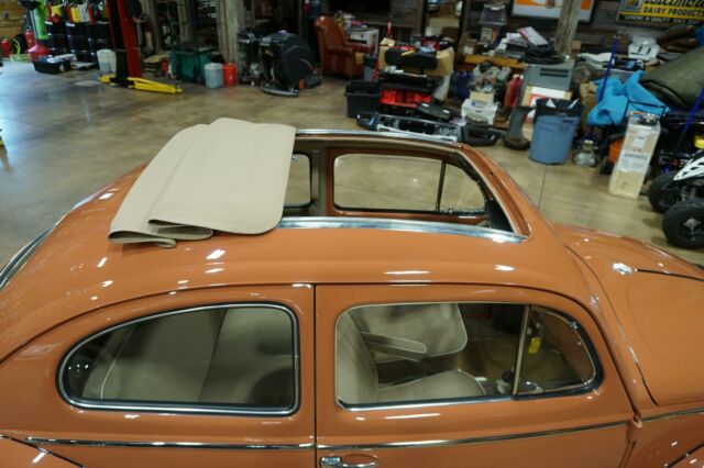 Volkswagen BEETLE SLIDE ROOF 1957 image number 33