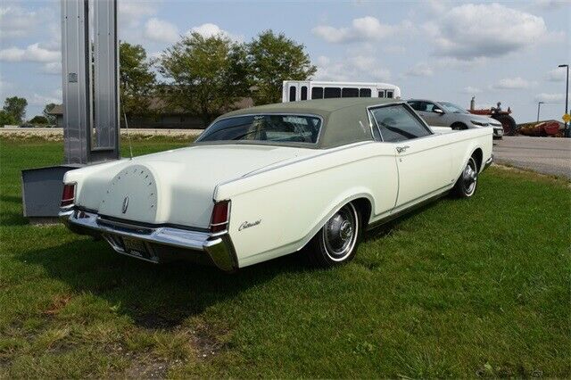 Lincoln Mark Series 1969 image number 2