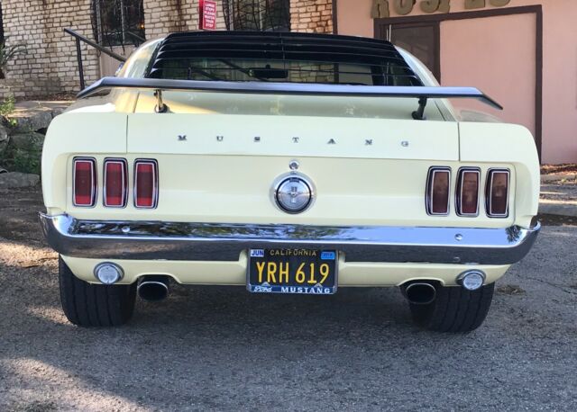 Ford Mustang 1969 image number 12