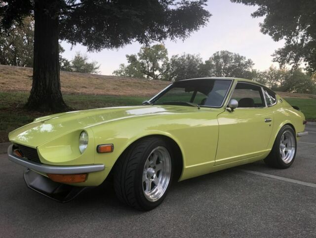 Datsun Z-Series 1971 image number 0