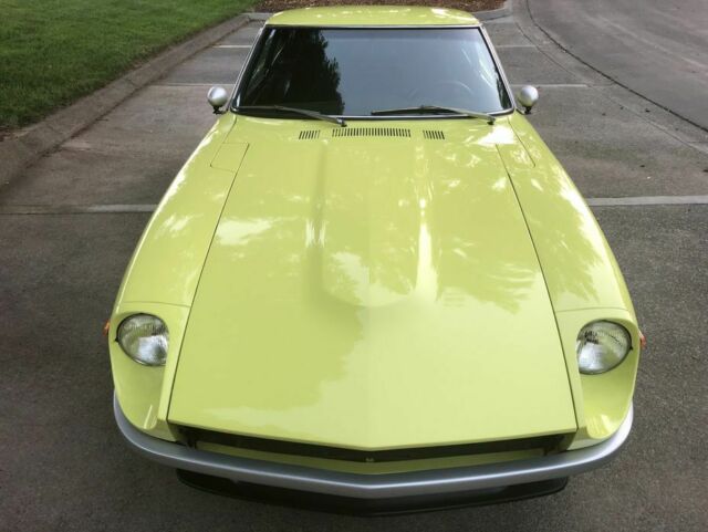 Datsun Z-Series 1971 image number 2