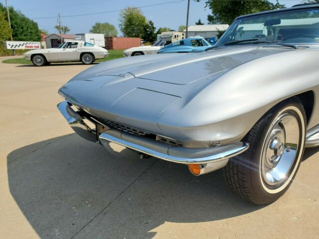 Chevrolet Corvette 1967 image number 10