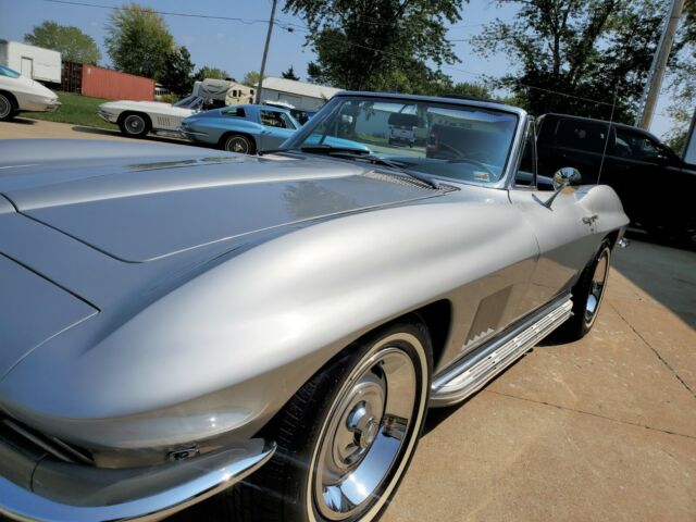 Chevrolet Corvette 1967 image number 11