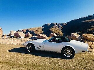 Chevrolet Corvette 1970 image number 10