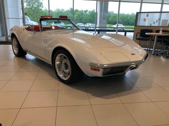 Chevrolet Corvette 1970 image number 2