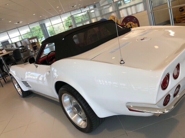 Chevrolet Corvette 1970 image number 27