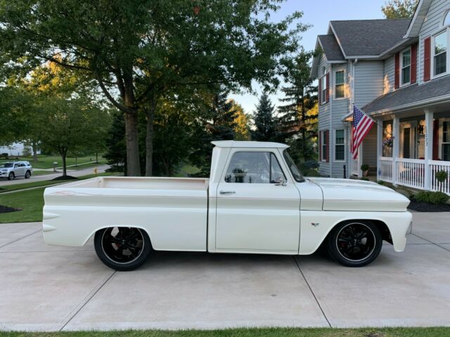 Chevrolet C-10 1966 image number 15