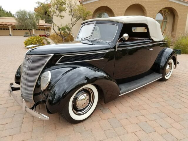 Ford Cabriolet 1937 image number 0