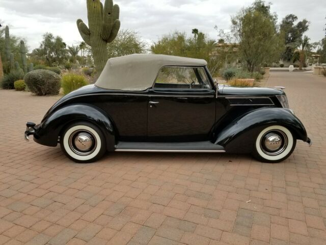 Ford Cabriolet 1937 image number 29