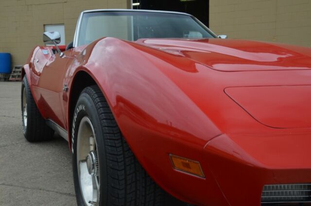 Chevrolet Corvette 1973 image number 10