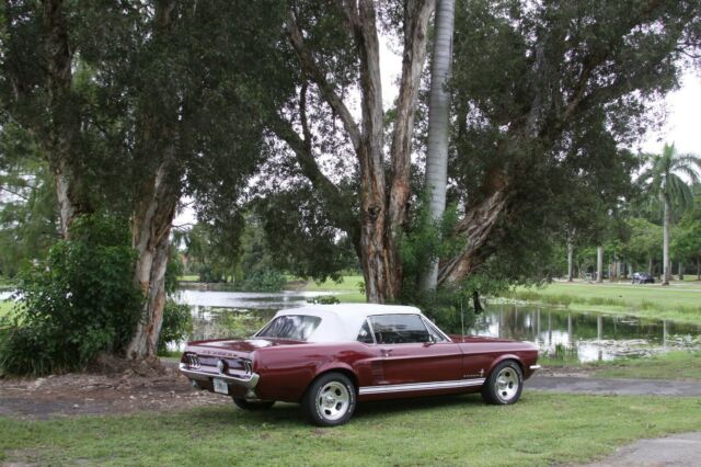 Ford Mustang 1967 image number 20