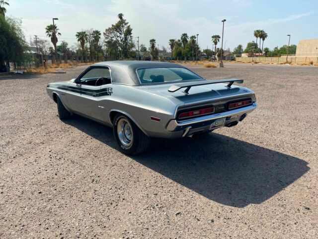 Dodge Challenger 1971 image number 16