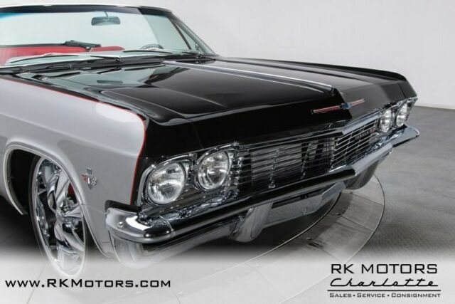 Chevrolet Impala 1965 image number 21