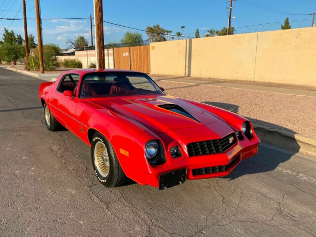 Chevrolet Camaro 1978 image number 2