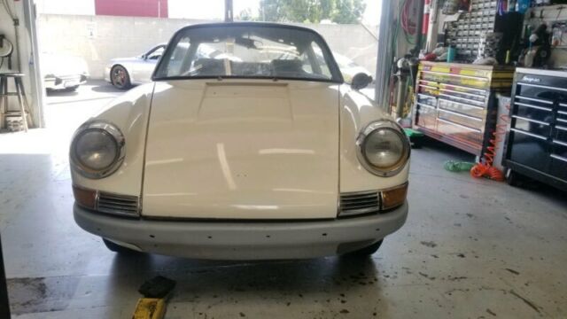 Porsche 912 1968 image number 28