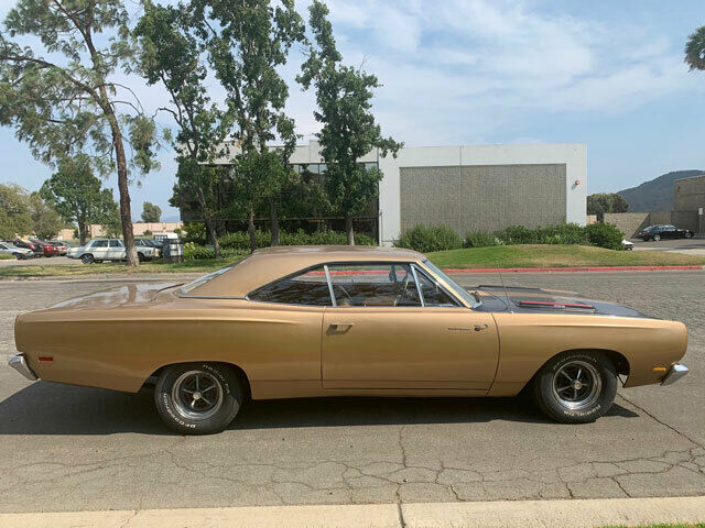 Plymouth Road Runner 1969 image number 29