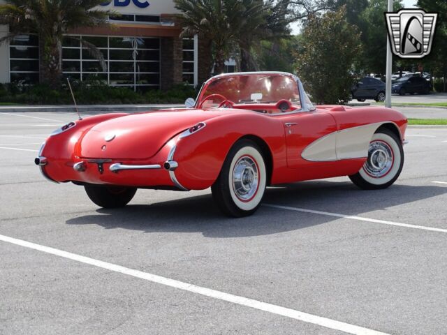 Chevrolet Corvette 1957 image number 30