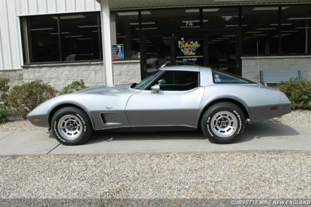 Chevrolet Corvette 1978 image number 27