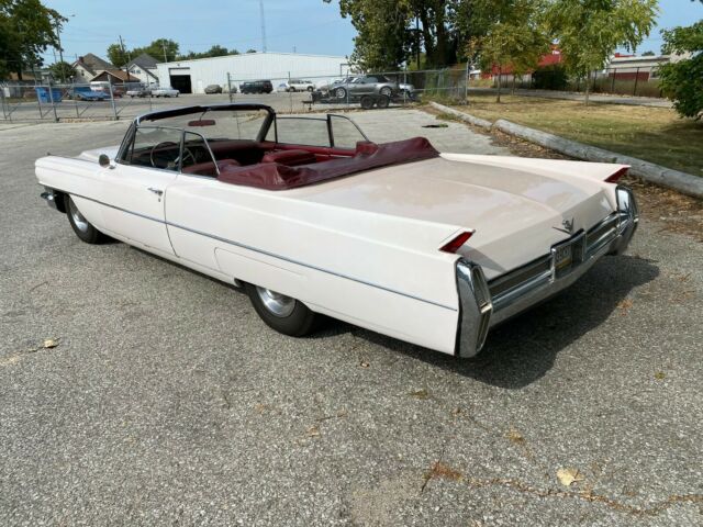 Cadillac DeVille 1964 image number 16