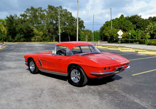 Chevrolet Corvette 1962 image number 19