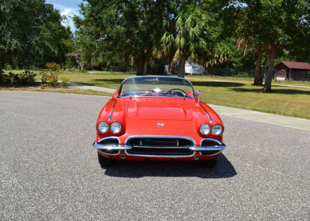 Chevrolet Corvette 1962 image number 35