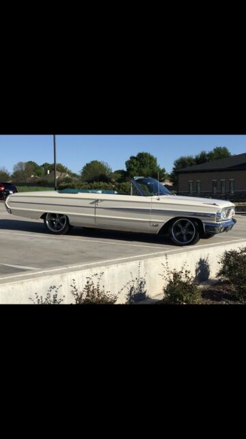 Ford Galaxie 500 1964 image number 24