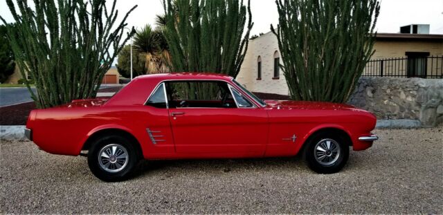 Ford Mustang 1966 image number 25