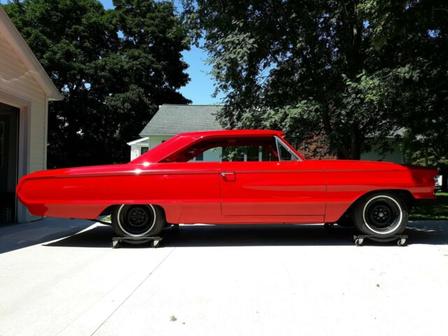 Ford Galaxie 1964 image number 0