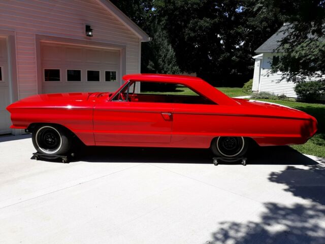 Ford Galaxie 1964 image number 11